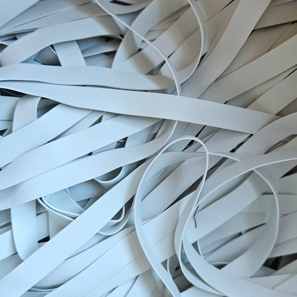9.5mm (3/8") rubber elastic in white